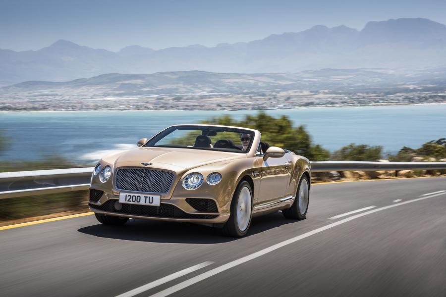  Bentley Continental GT Convertible 2015 года  (фото 10 из 13)